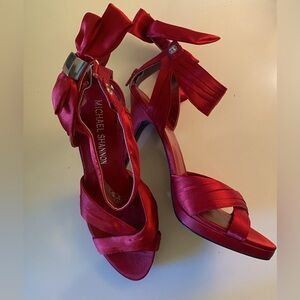 Red Michael Shannon heels with bow back and 4 inch heel (size 6)